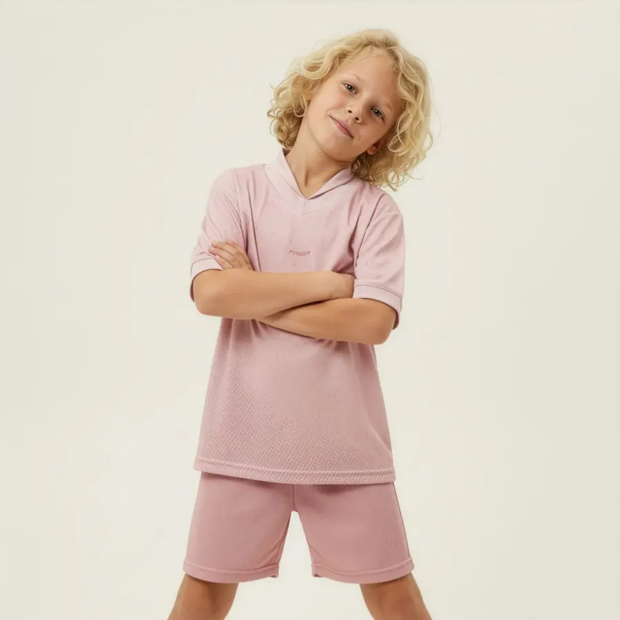 Active Kids Pose Pink Dream